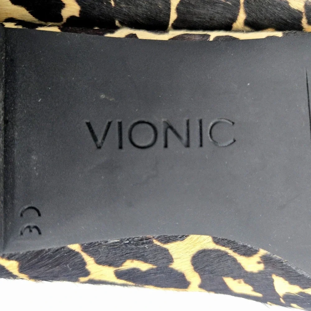 Vionic Flats Caballo Women's‎ Size 7 Shoes Leopard Calf Hair Slip On Loafers